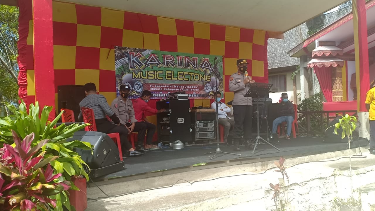 Bhabinkamtibmas Polsek Saluputti Intensif Sambangi wilayah binaan