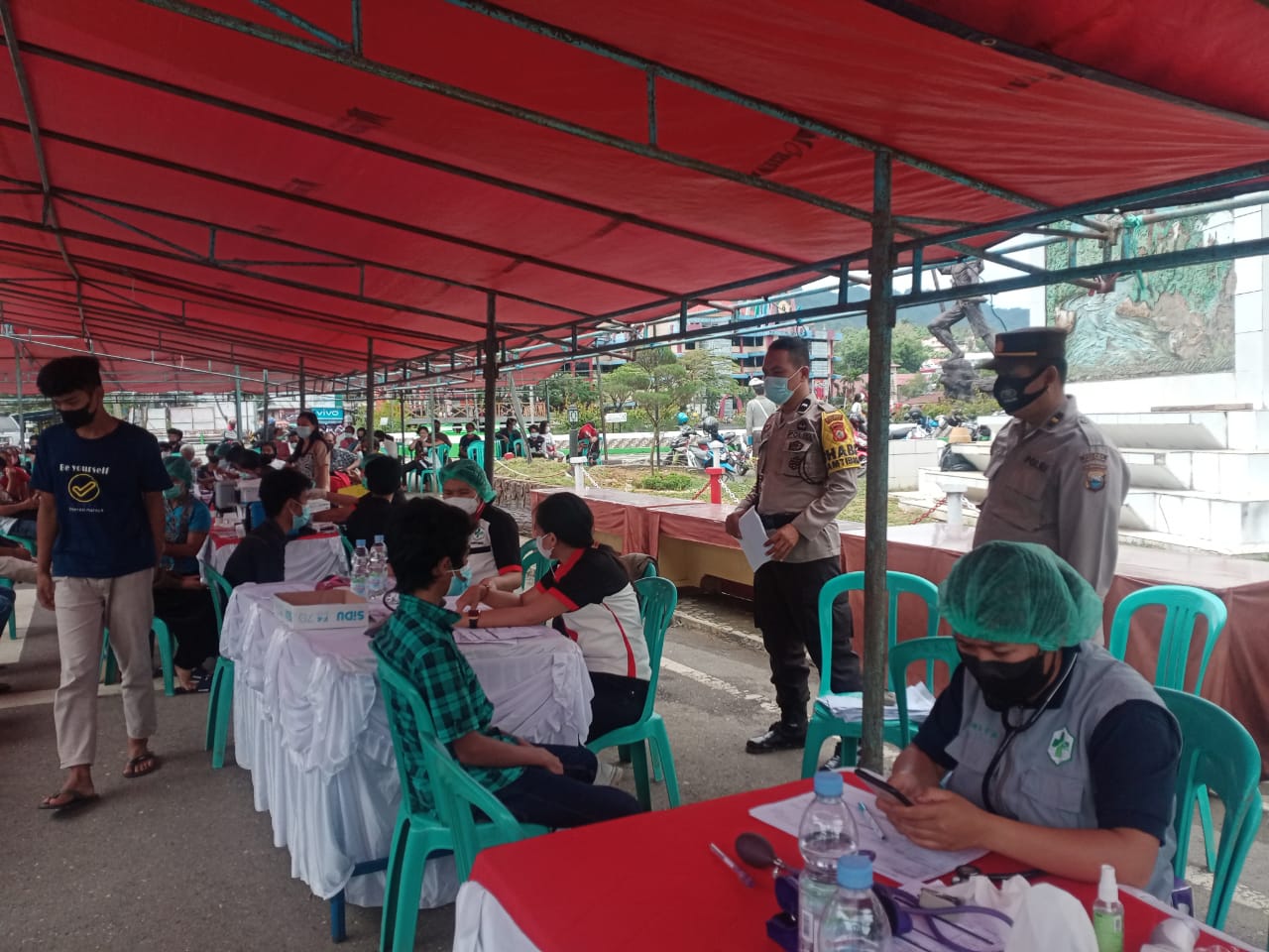 Bhabinkamtibmas Polsek Saluputti Intensif Sambangi wilayah binaan
