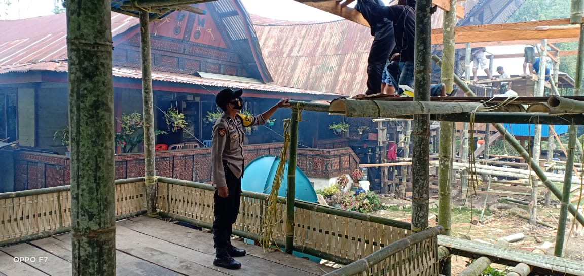 Bhabinkamtibmas Polsek Makale melakukan DDS di kantor Lurah Pantan