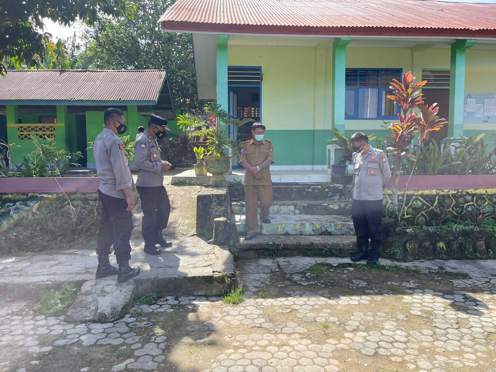 Operasi Yustisi di wilayah hukum Polsek Mengkendek Penerapan Prokes