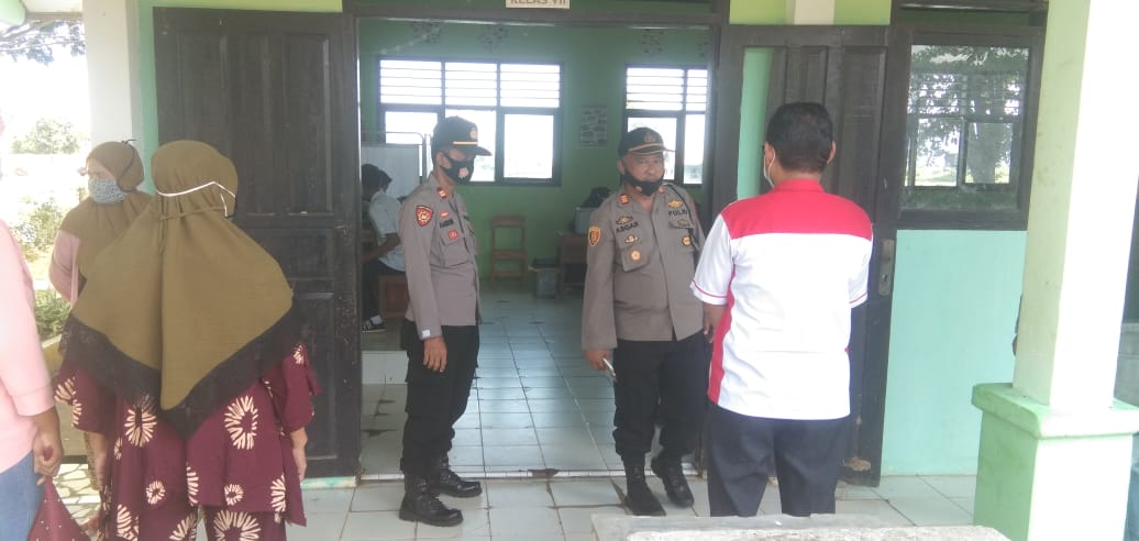 Polsek Segeri Pengamanan Kegiatan Vaksinasi Pada Dua Lokasi Dalam Wilayah Kecamatan Segeri