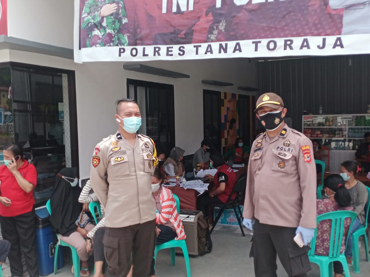 Himbau Penerapan Prokes,Bhabinkamtibmas Sambang Di Wilayah Binaan
