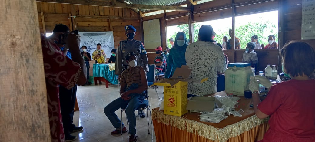 Upacara Pemakaman Secara Dinas Kepolisian Bripka Purn. Alm Pius Sambo