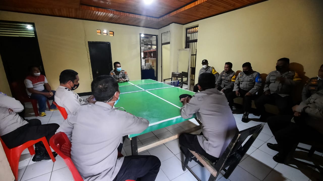 Pendampingan Bhabinkambtimas Pelaksanaan Vaksinasi Covid-19