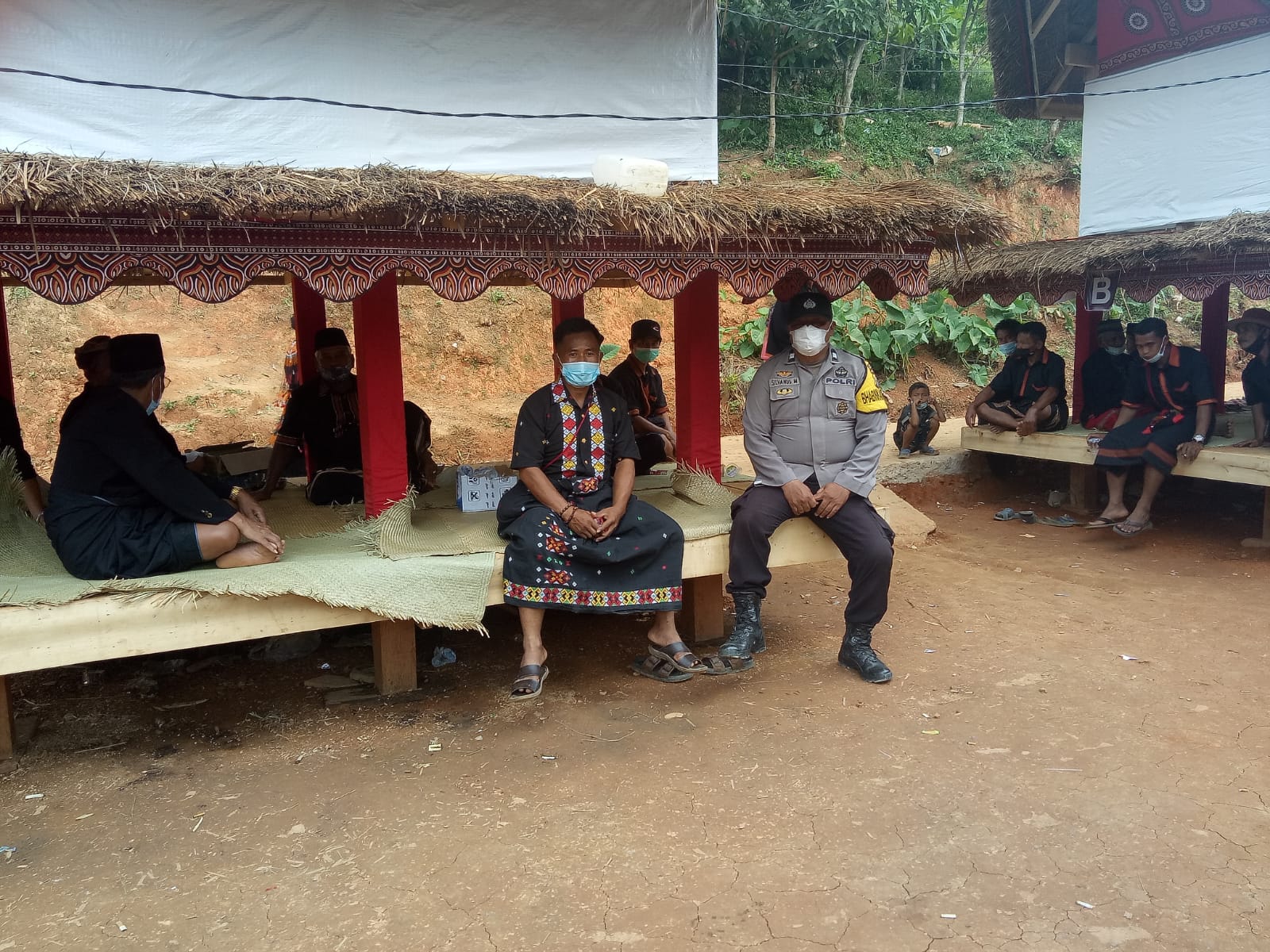 Himbau Penerapan Prokes, Bhabinkamtibmas monitoring kegiatan adat rambu solo