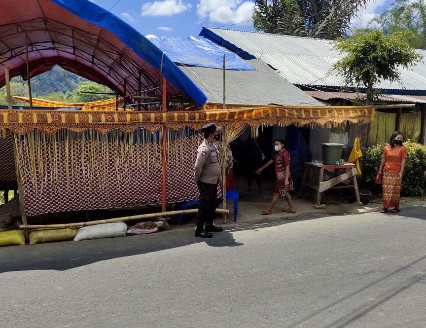 Personil Polsek Saluputti Edukasi Dan Pengawasan Kepatuhan Prokes