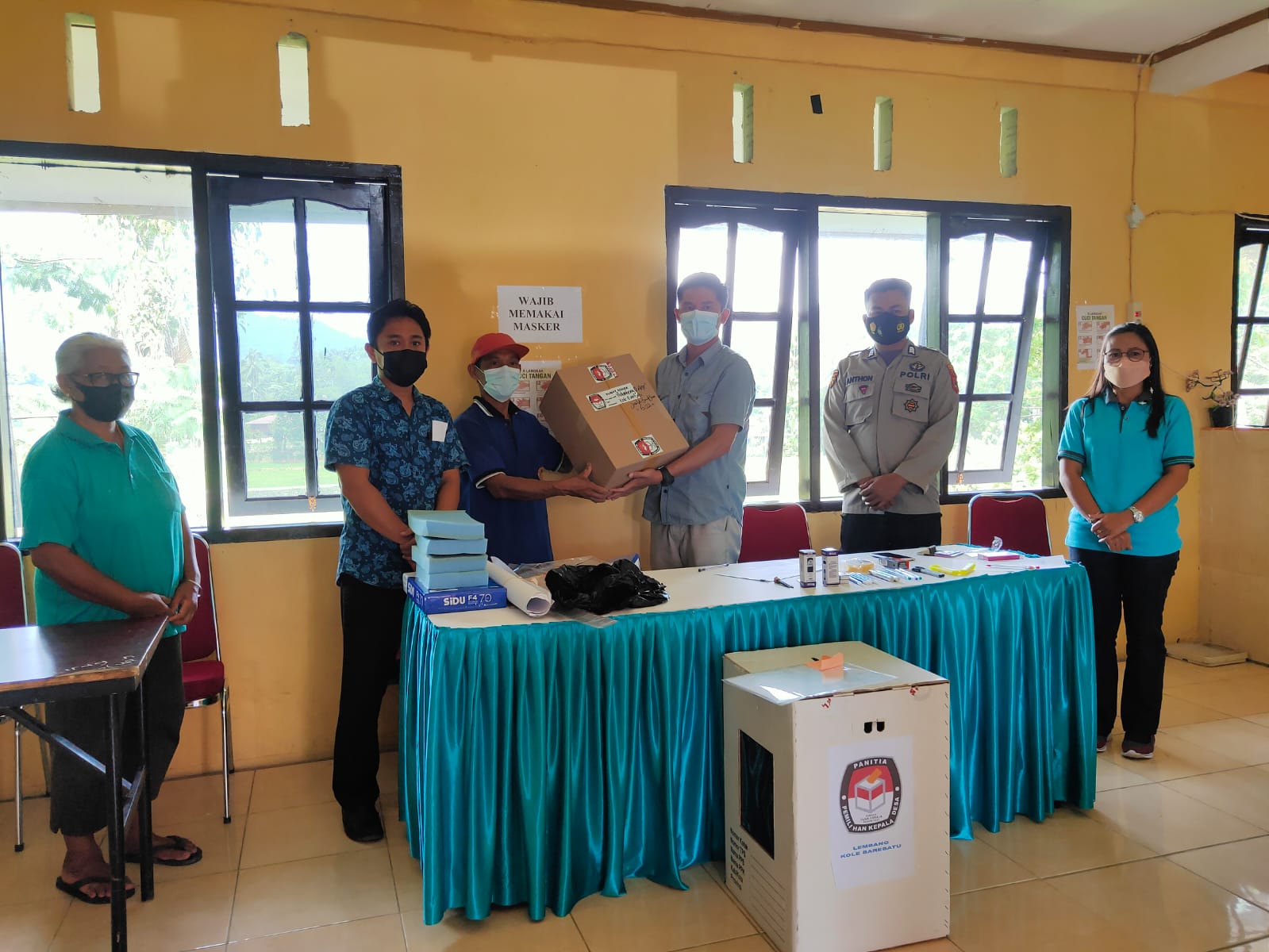 Bhabinkamtibmas pemantauan Prokes pada acara MUSYWIL II KOJA PENGAWAS MADRASAH