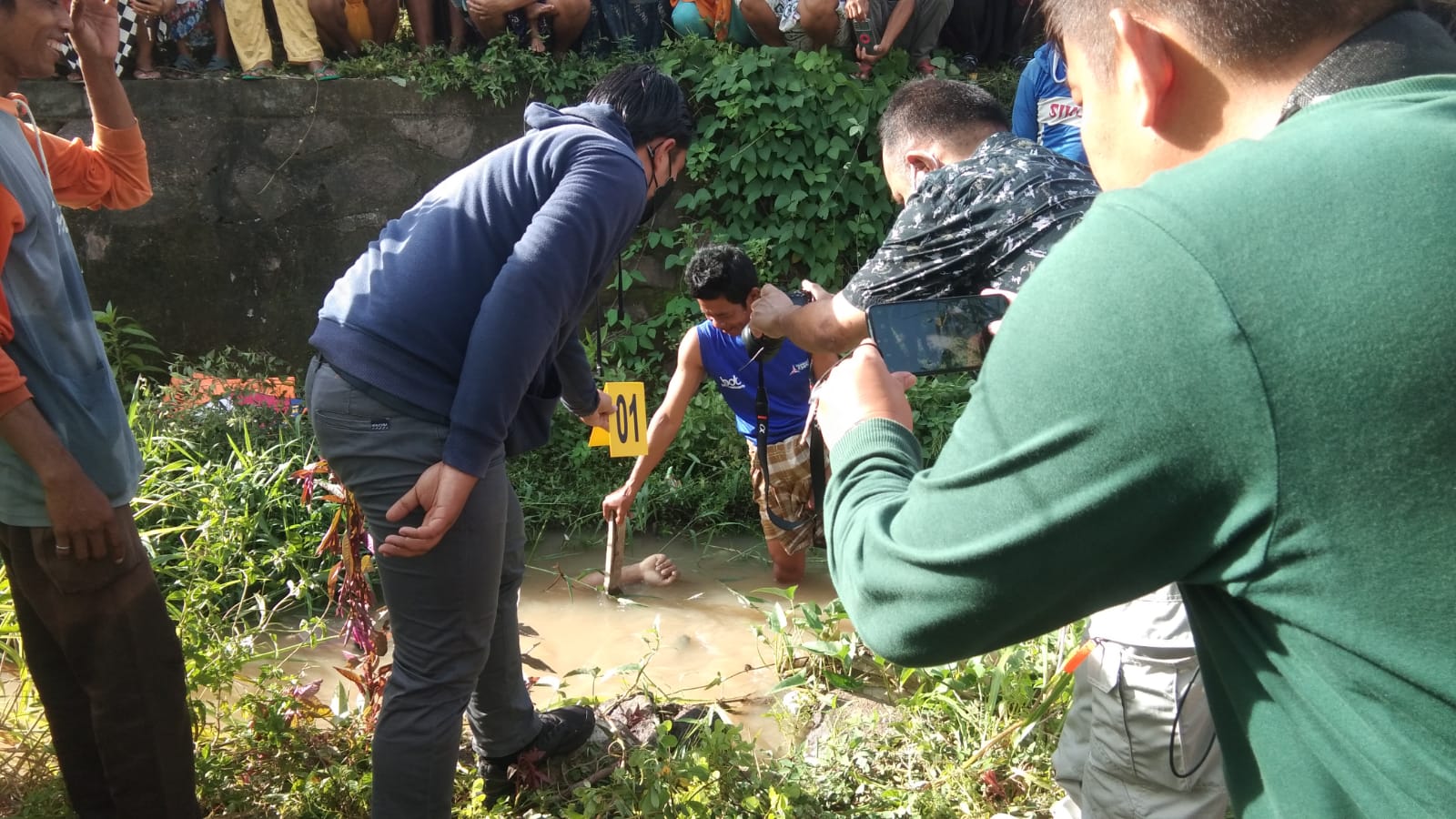 Penemuan Mayat Gegerkan Warga di Sidrap, Polsek Maritengngae Datangi TKP