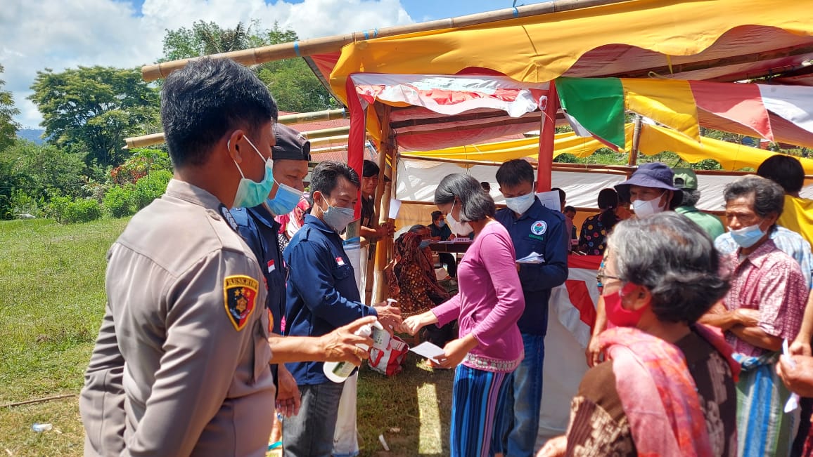 Jaga Kelancaran Pilkalem, TNI – POLRI Pengamanan TPS di Lembang Marinding