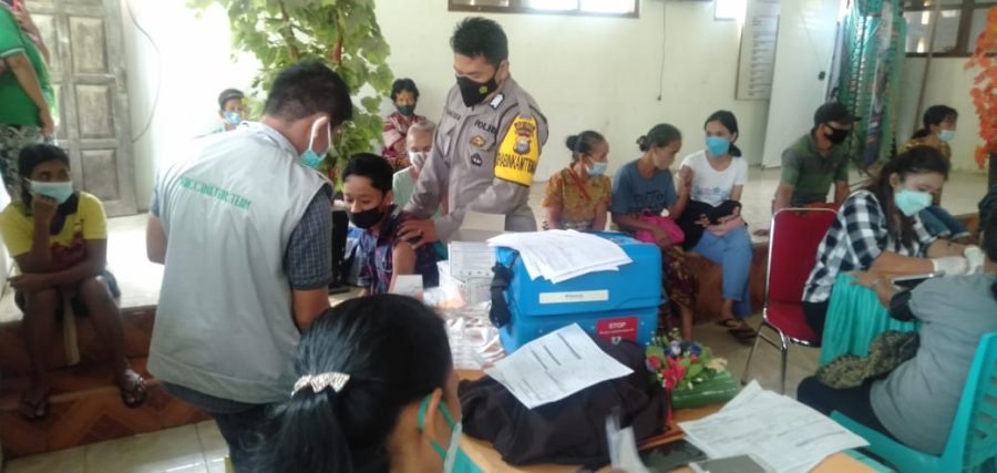 Bhabinkamtibmas Polsek Makale Intensif Sambang di wilayah Binaan
