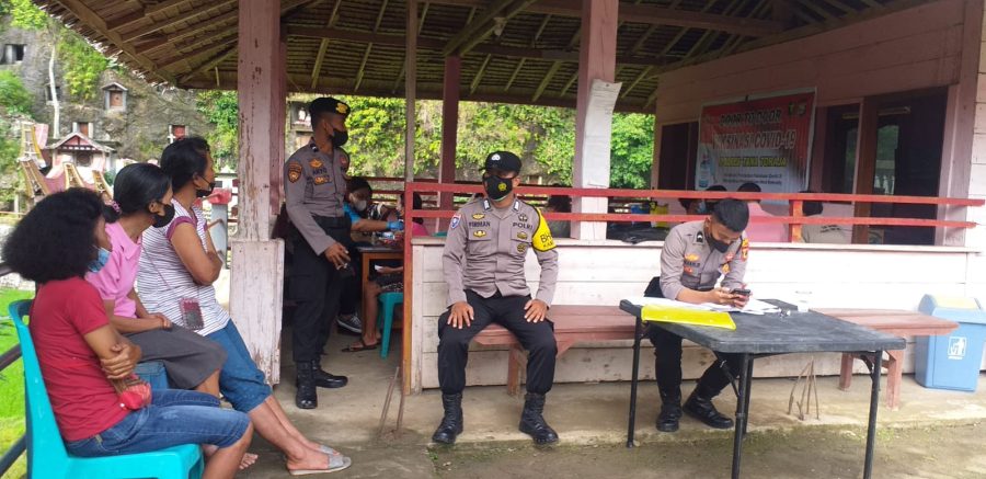 Kapolsek Simbuang bersama Personil mendatangi TKP penemuan mayat