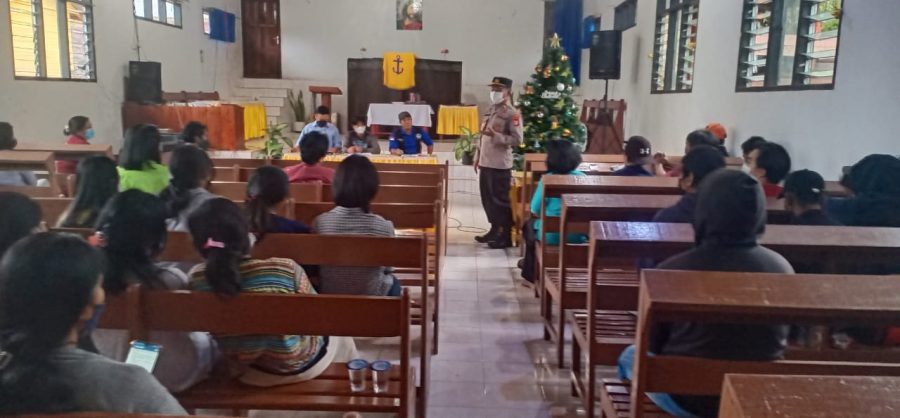 Kapolsek Mengkendek koordinasi dengan panitia pelaksana kamp Natal PPGT