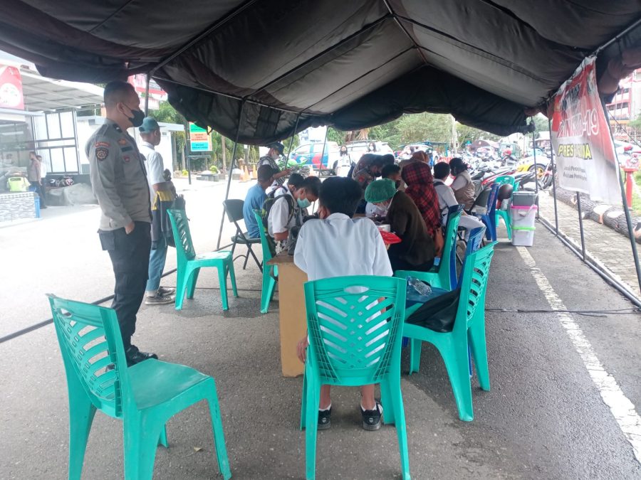 Kapolsek Mengkendek koordinasi dengan panitia pelaksana kamp Natal PPGT