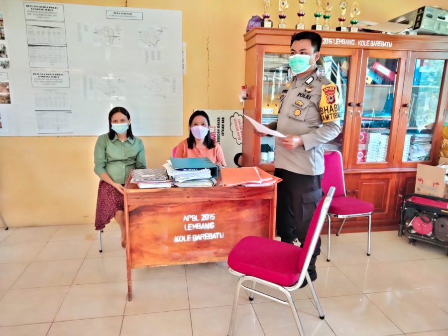 Bhabinkamtibmas Pengamanan Rangkaian Adat Acara Rambu Solo’ di Ma’pasonglo