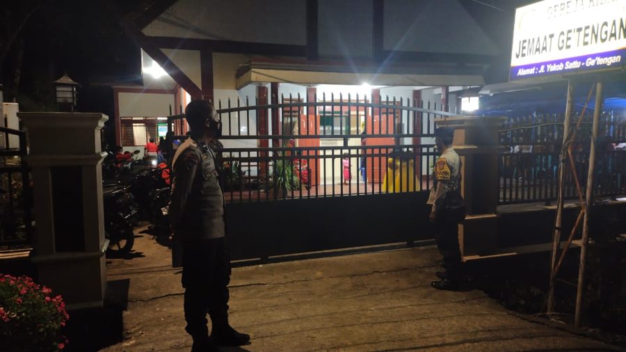 Bhabinkamtibmas Memantau GEBYAR VAKSIN PEMERITAH KECAMATAN BITTUANG