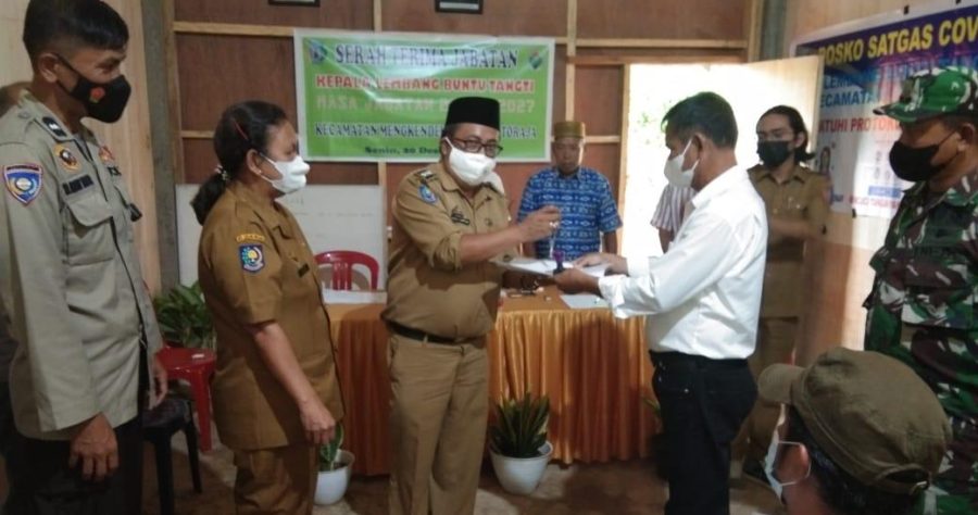 Bhabinkambtimas Polsek Makale Memantau Acara Kegiatan Adat Rambu Solo
