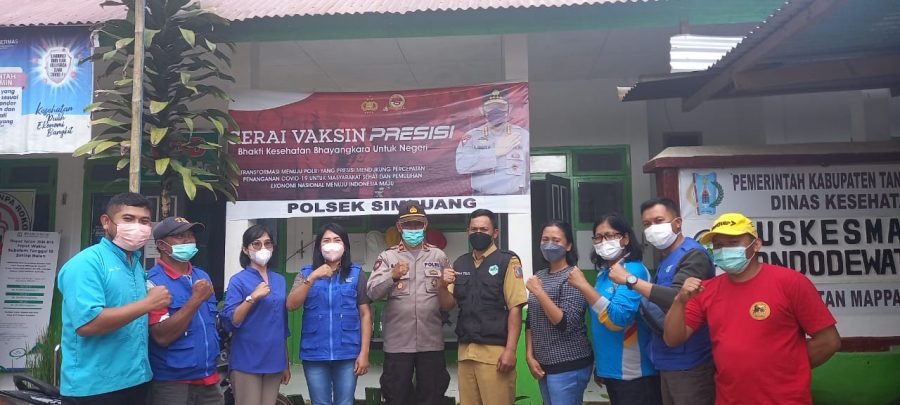 Pantau Prokes, Kapolsek Saluputti pimpin personil pengamanan Natal Gereja Toraja