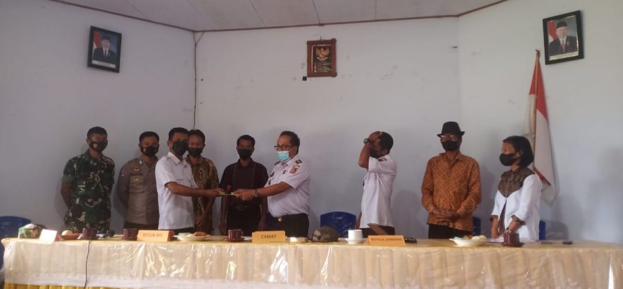 Pantau Prokes, Kapolsek Saluputti pimpin personil pengamanan Natal Gereja Toraja