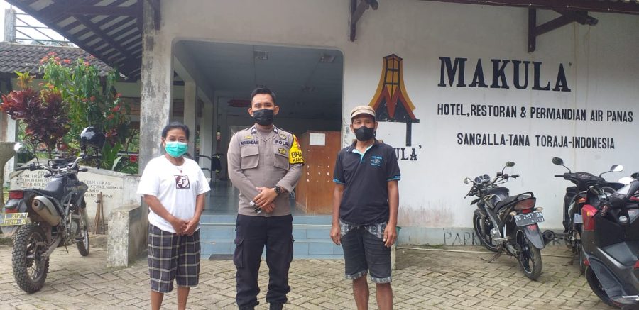 Bhabinkamtibmas Polsek Makale DDS Di Kantor Lurah Buntu Burake