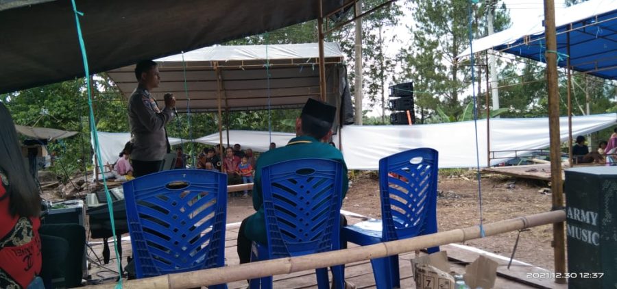 bhabinkamtibmas Polsek Mengkendek Intensif Himbau Protokol Kesehatan