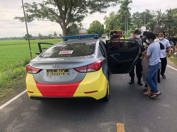 Aksi Heroik Kapolsek Panca Rijang Polres Sidrap Tolong Ibu Hamil Yang Kecelakaan