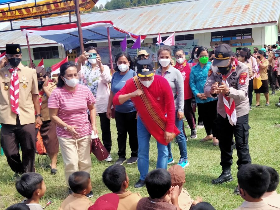 Kapolsek simbuang menghadiri pelantikan dan pengukuhan pengurus Pramuka