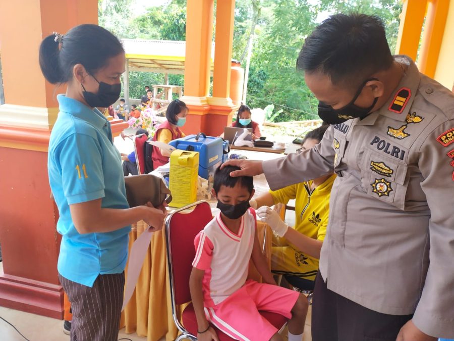 Kapolsek Makale menghadiri Musrenbang TA 2023 di Kantor Lembang Pa’buaran