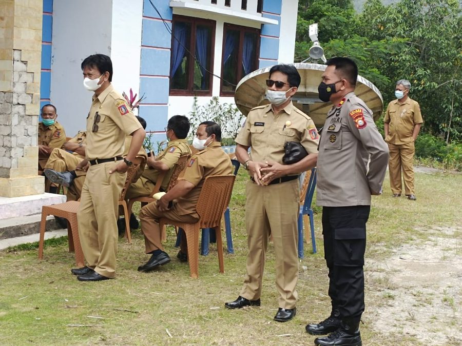 Antisipasi Gangguan Kamtibmas, Polsek Mengkendek Lakukan Patroli Blue Light