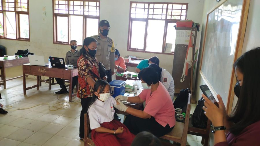 Antisipasi Gangguan Kamtibmas, Polsek Mengkendek Lakukan Patroli Blue Light