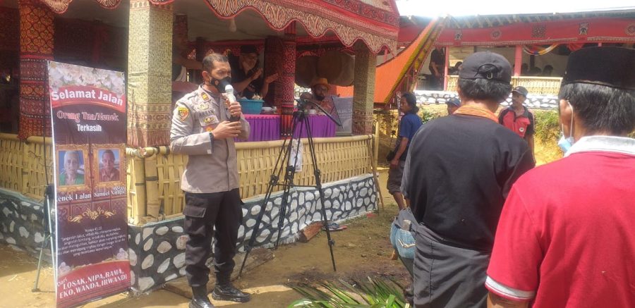 Bhabinkamtibmas Pendampingan Vaksinasi Covid-19 di SDN inpres 310 Ratte Bone