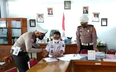 Cegah Omicron, Kapolri Minta Percepatan Booster Hingga Akselerasi Vaksinasi Lansia-Anak