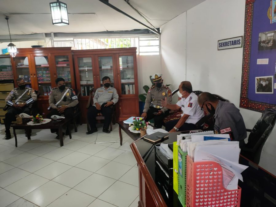 Kapolsek Mengkendek Pimpin Pengamanan Pelaksanaan Acara Perayaan Misa Syukur