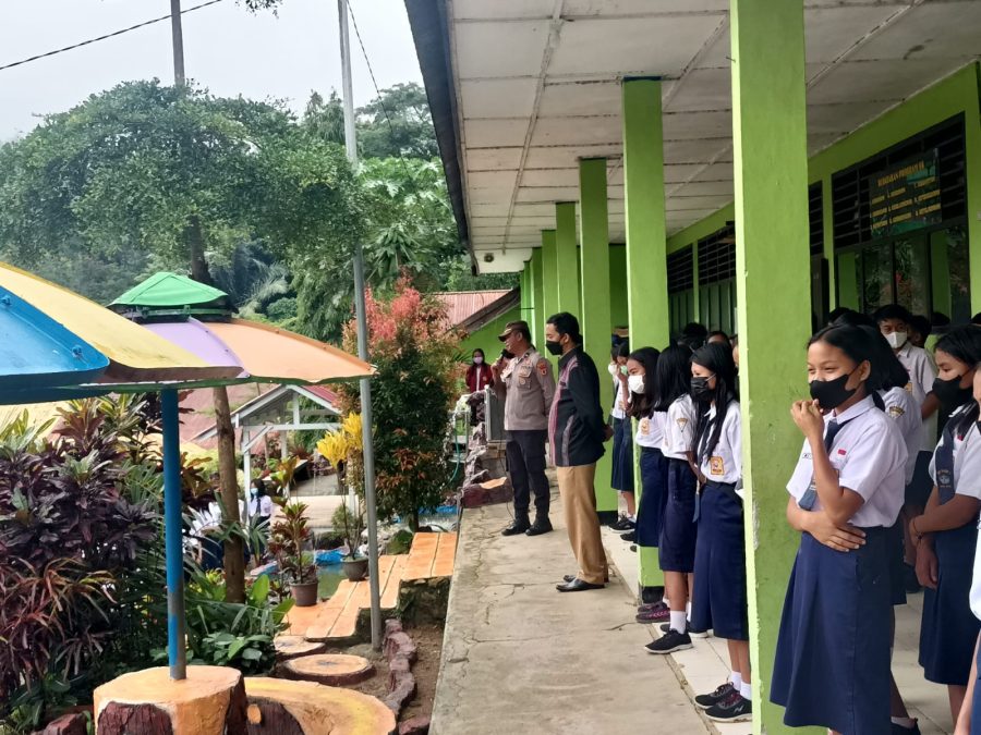 Bhabinkamtibmas menghadiri HARLAH NU Ke-99 dan peringatan Isra’ Mi’raj thn 1443 Hijeriah