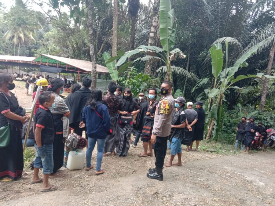 Kunjungan Wakil Bupati Tana Toraja ditempat Pengungsian Bencana Alam Tanah Longsor