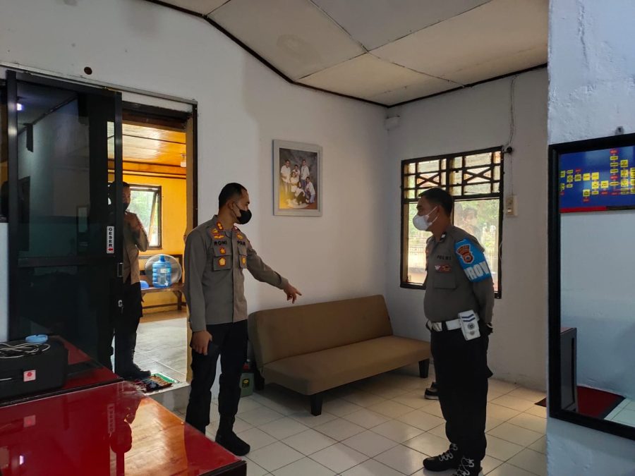 SIDAK POLSEK JAJARAN, KAPOLRES PINRANG CEK DAN KONTROL MAKO SERTA KESIAP SIAGAAN ANGGOTA