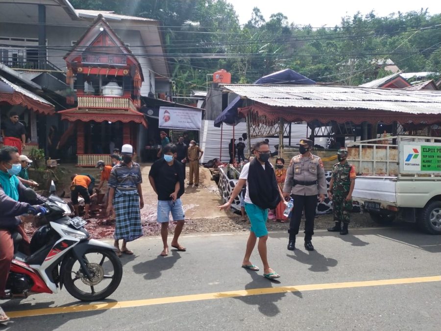 Bhabinkamtibmas Meninjau Vaksinasi Dosis 2 dan Boster di Gereja Bukit Zaitun