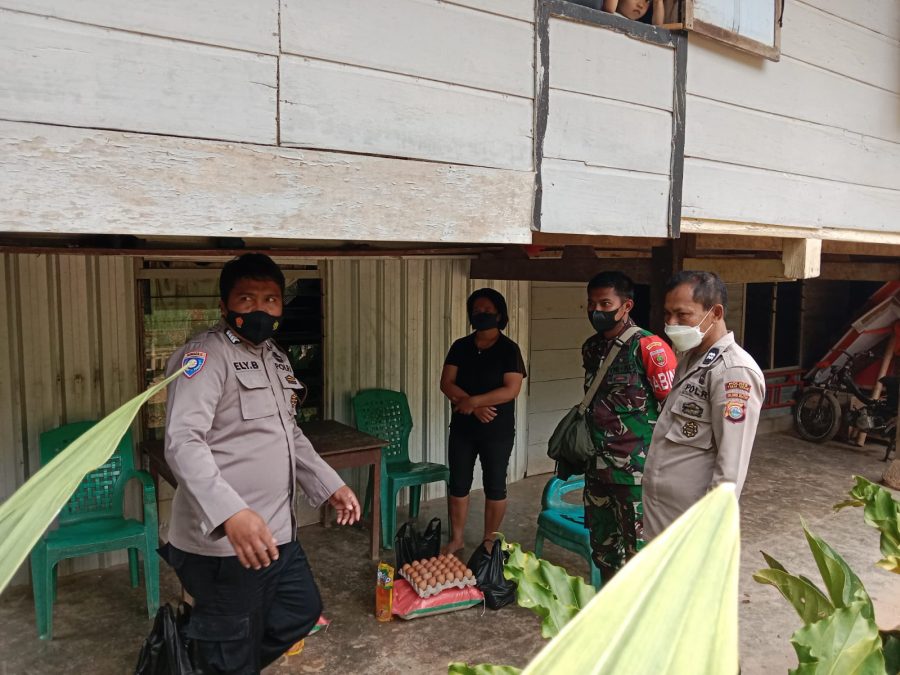 Bhabinkamtibmas Meninjau Vaksinasi Dosis 2 dan Boster di Gereja Bukit Zaitun
