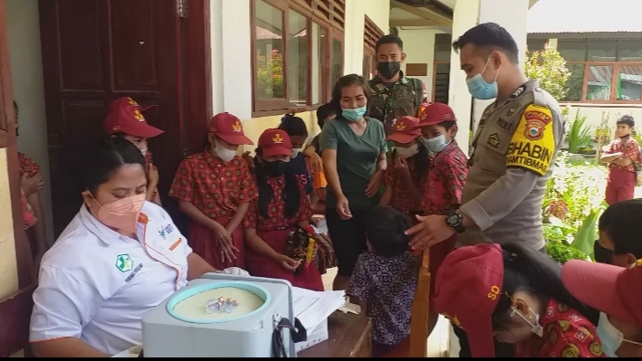 Bhabinkamtibmas bersama Babinsa melakukan mediasi Problem Solving di Kasimpo