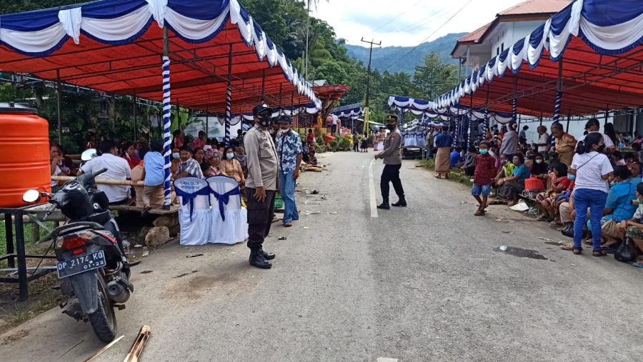 Polsek Mengkende melakukan PAM pembukaan Musabaqah Tilawatil Qur’an (MTQ)