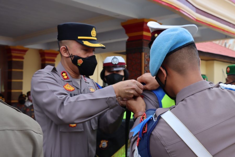 Apel Gelar Pasukan, Kapolres Tana Toraja Kukuhkan Pelaksanaan Ops Keselamatan 2022