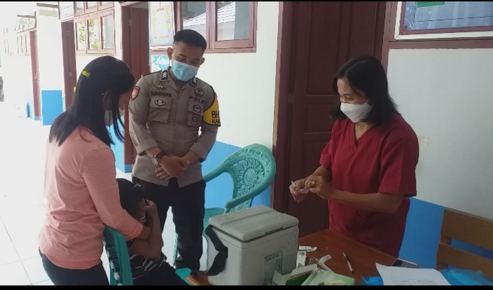 Antisipasi Gangguan Kamtibmas Personil Polsek Mengkendek Lakukan Patroli Blue Light