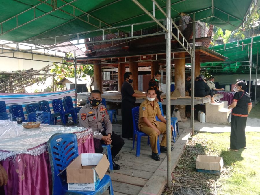 Sat Lantas Polres Tana Toraja Berbagi Amal Melalui Taqjil