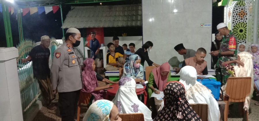 Polsek Pantau Pelaksanaan Vaksinasi Di Masjid Babul Janna Desa Manggalung