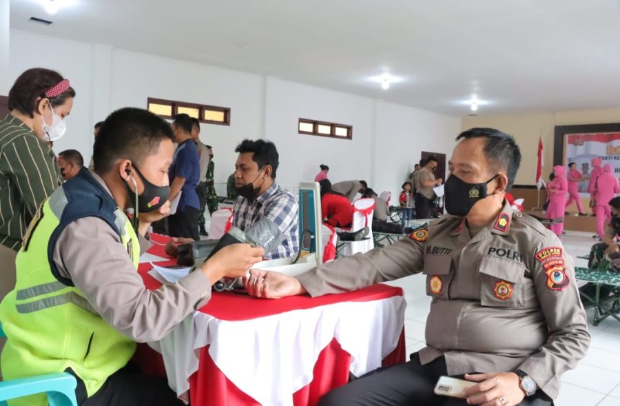 Sambut HUT Bhayangkara ke-76, Polres Toraja Utara Gelar Donor Darah
