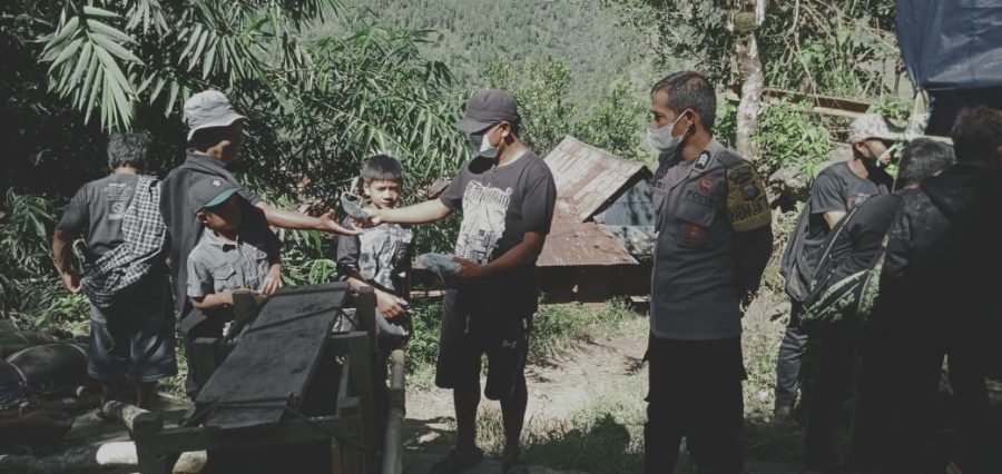 Silaturahmi, Bhabinkamtibmas Polsek Makale Sambangi Warga Binaan
