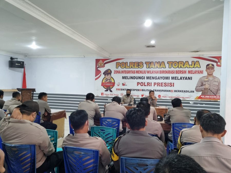 Personel TIK Pengecekan Alkom HT Bhabinkamtibmas Polsek Jajaran