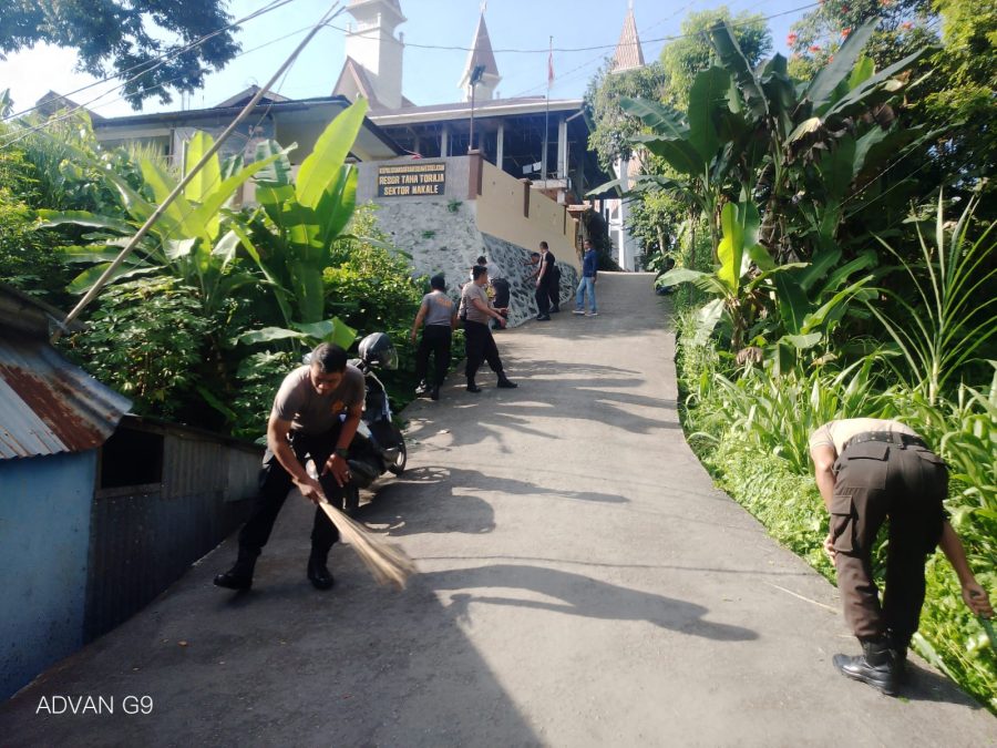 Kapolsek Sangalla Beserta Anggota Menerima Kunjungan Kerja Dari Ka.Siwas Polres Tator