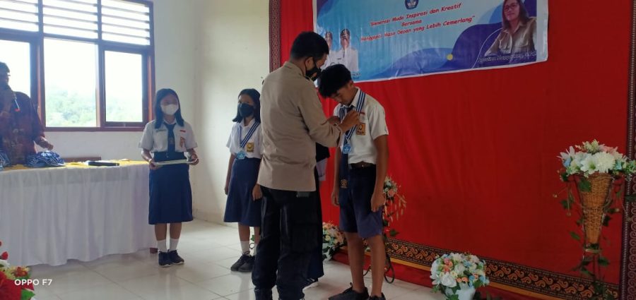 Bhabinkamtibmas PAM Kejurda GRASSTRACK dan motocross Toraja Mala’bi 2022