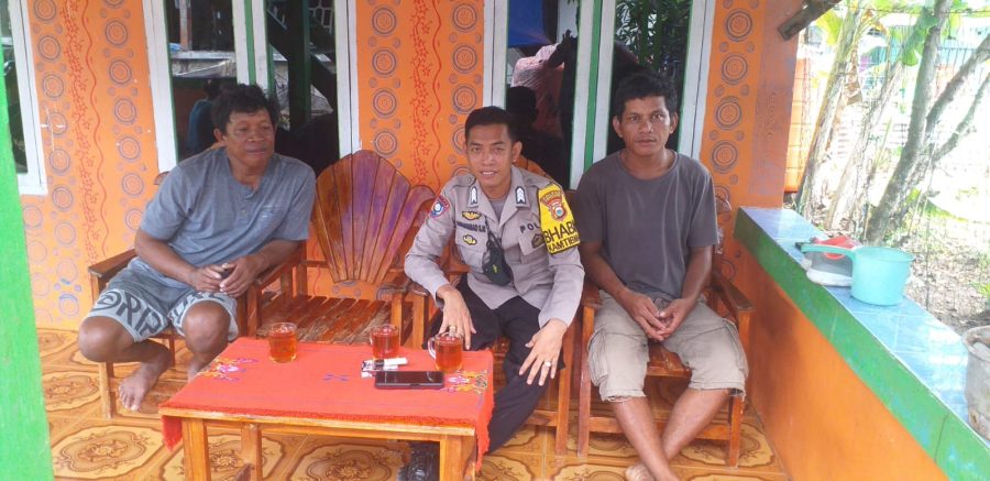 Bhabinkamtibmas Desa Tamarupa Sambangi Warga Binaanya, Sampaikan Imbauan Ini