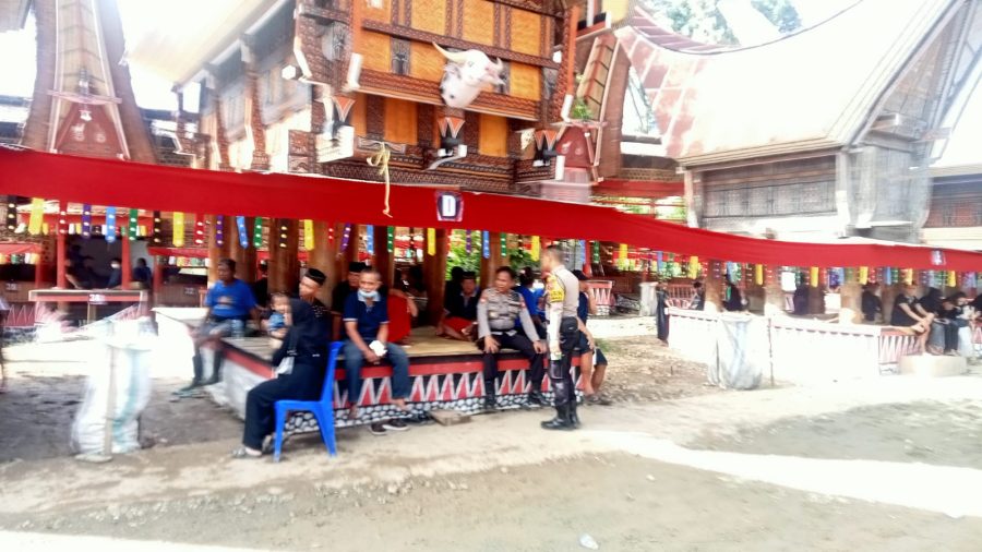 Bhabinkamtibmas Patroli di Objek Wisata Permandian Air Panas Makula